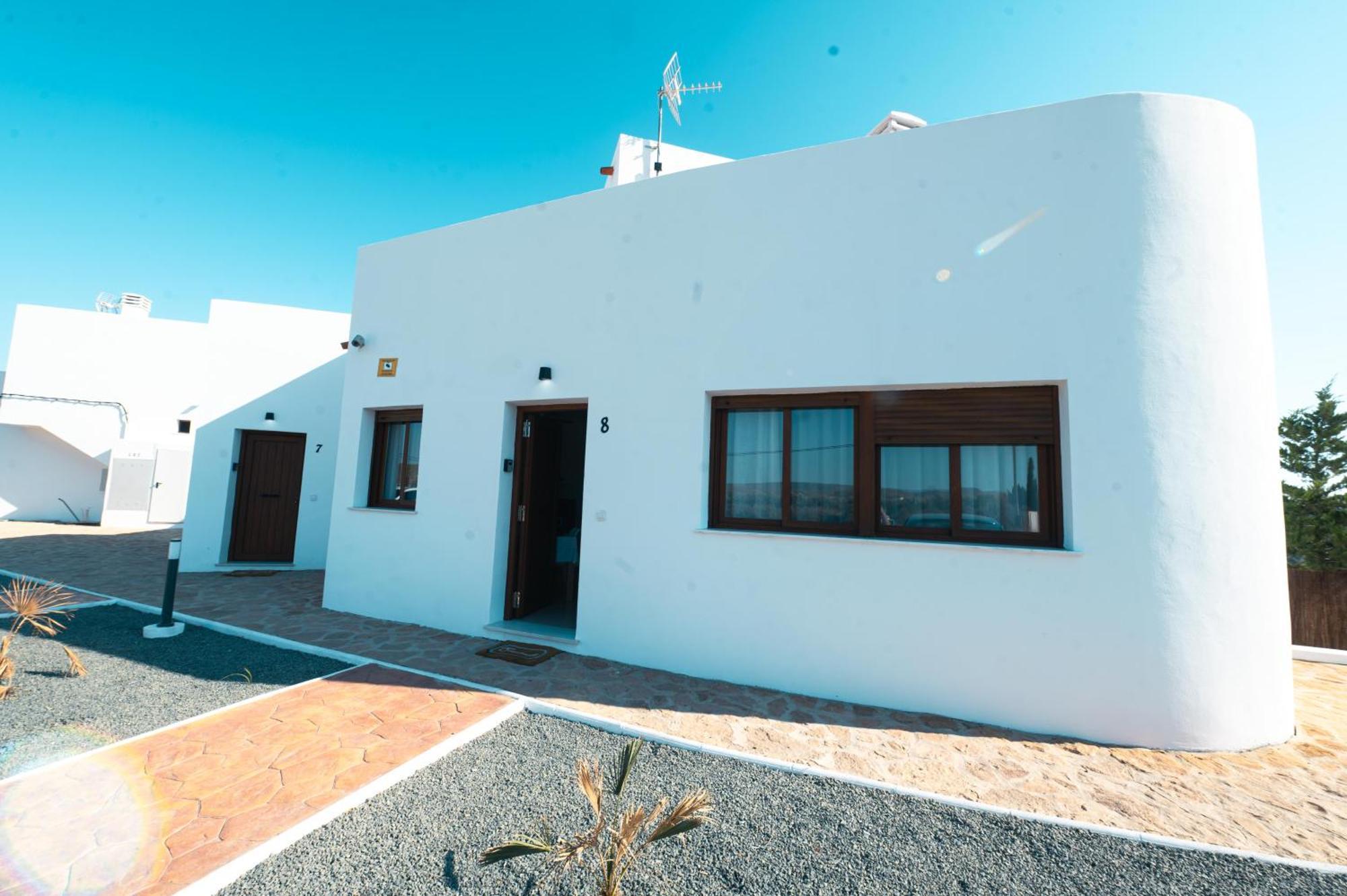 Complejo Turistico Bayiyos Agua Amarga (Almeria)